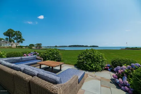 22 Pilot Rock Lane Riverside CT 06878