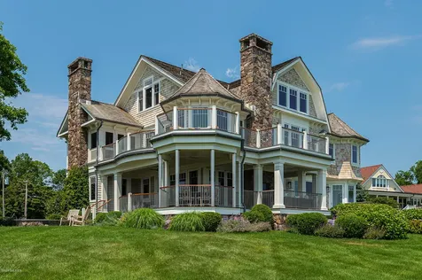 22 Pilot Rock Lane Riverside CT 06878