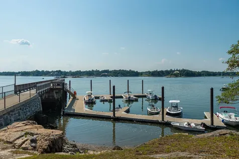 22 Pilot Rock Lane Riverside CT 06878