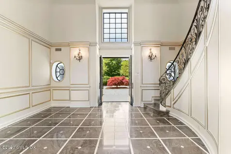 136 Field Point Circle Greenwich CT 06830