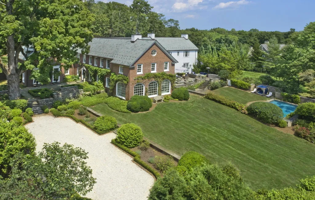 313 Stanwich Road Greenwich CT 06830