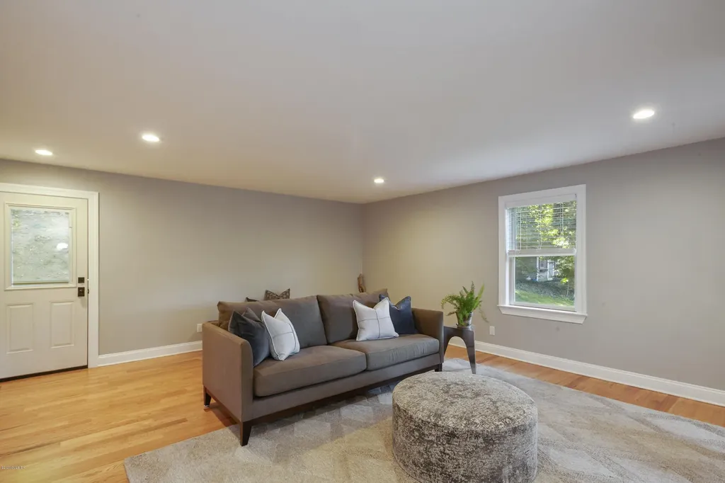 45 Hickory Drive Greenwich CT 06831