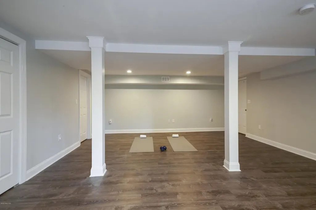 45 Hickory Drive Greenwich CT 06831
