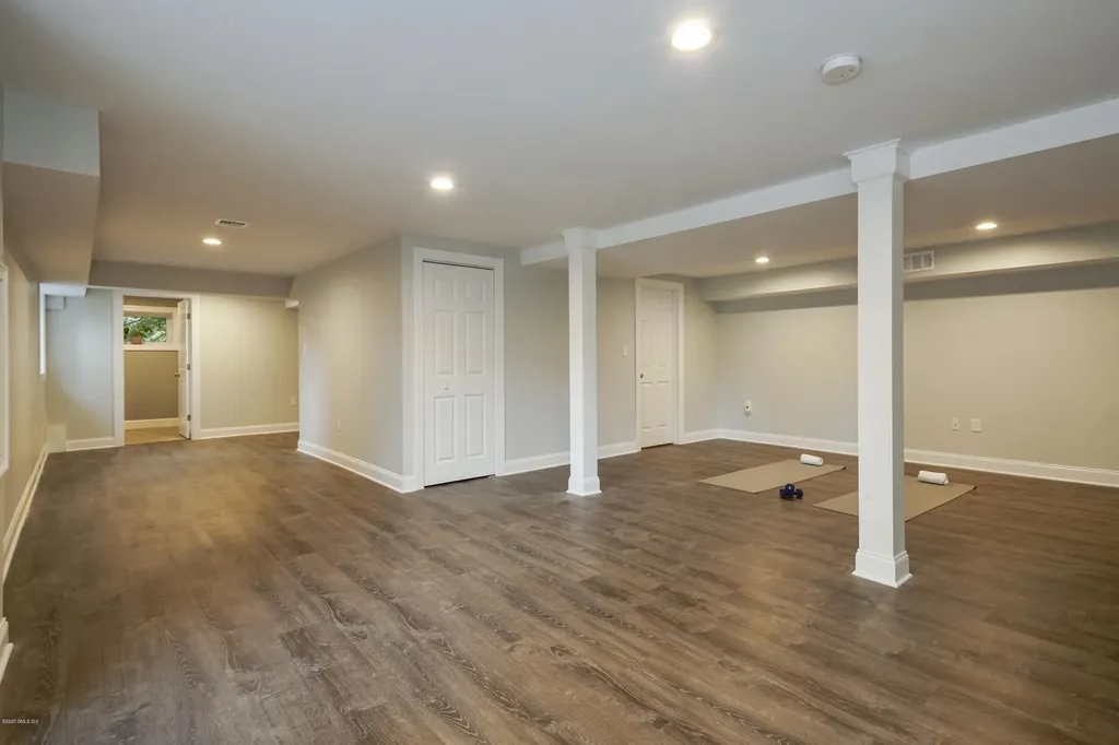45 Hickory Drive Greenwich CT 06831