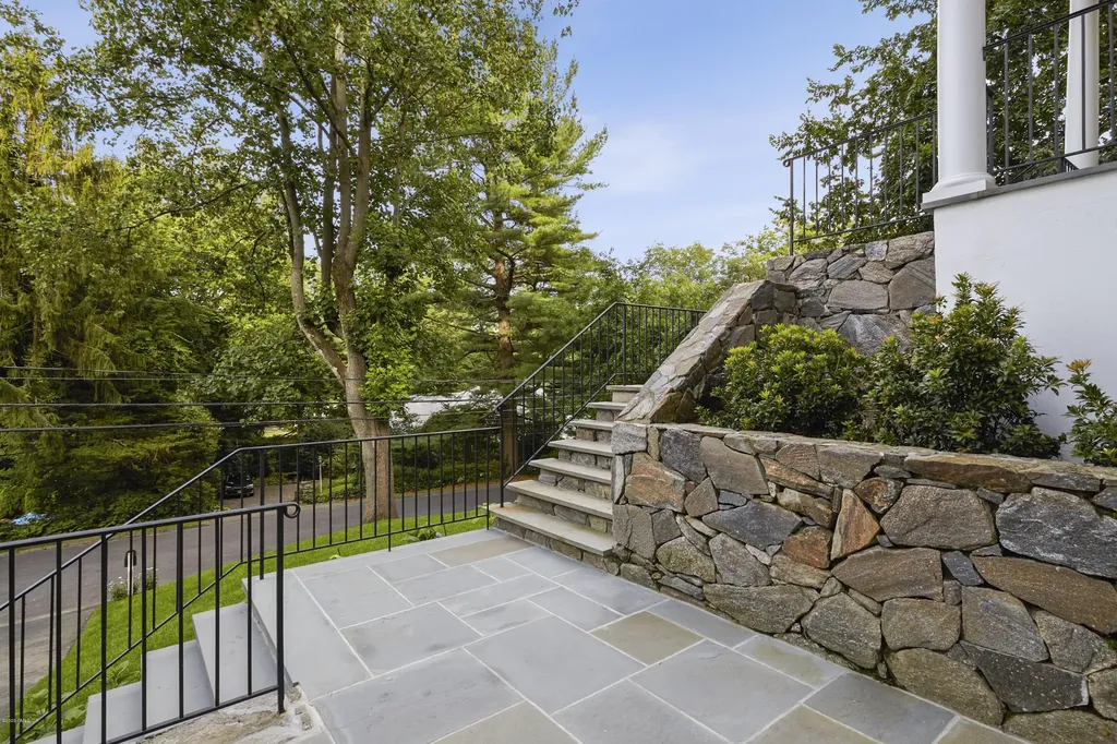 45 Hickory Drive Greenwich CT 06831