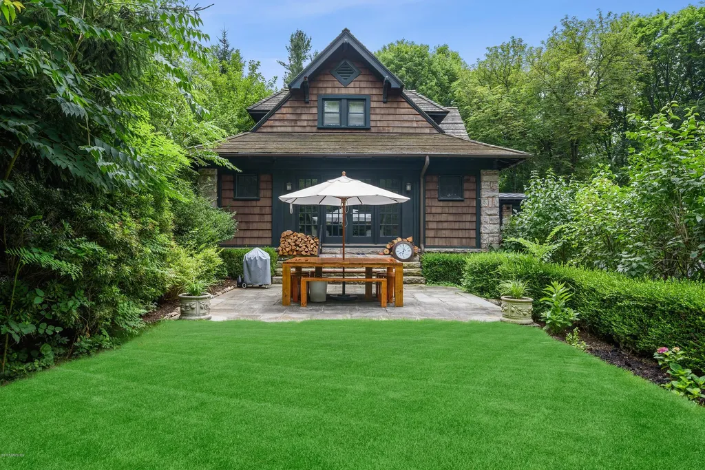 2 Conyers Farm Drive Greenwich CT 06831