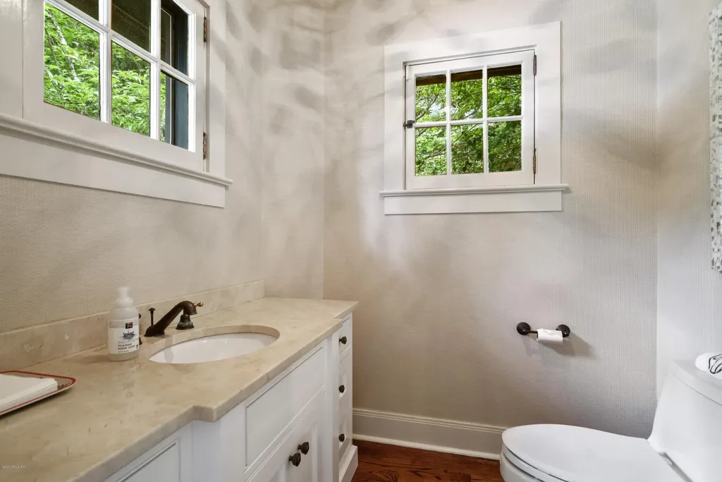 2 Conyers Farm Drive Greenwich CT 06831