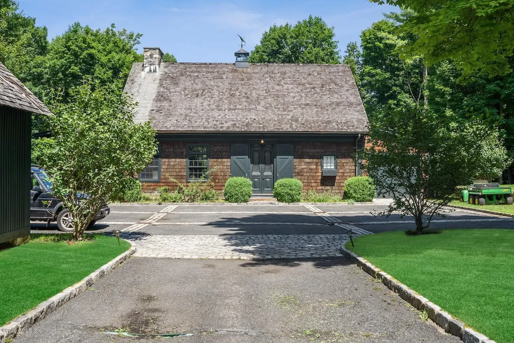 2 Conyers Farm Drive Greenwich CT 06831