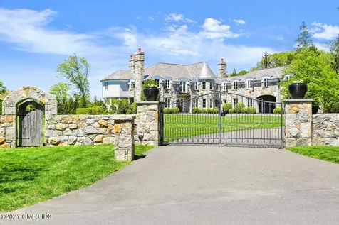 32 Meadowcroft Lane Greenwich CT 06830