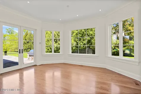 32 Meadowcroft Lane Greenwich CT 06830