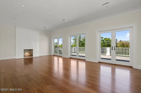 32 Meadowcroft Lane Greenwich CT 06830