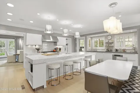 4 Fairgreen Lane Old Greenwich CT 06870