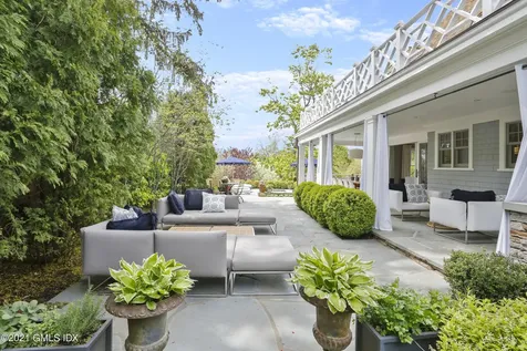 4 Fairgreen Lane Old Greenwich CT 06870