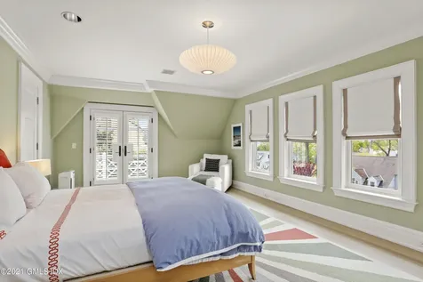 4 Fairgreen Lane Old Greenwich CT 06870
