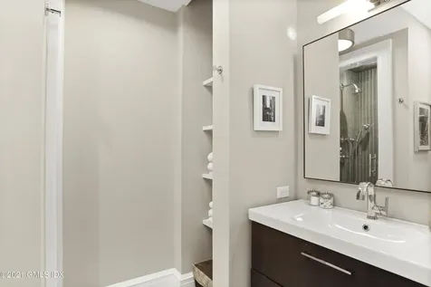 4 Fairgreen Lane Old Greenwich CT 06870
