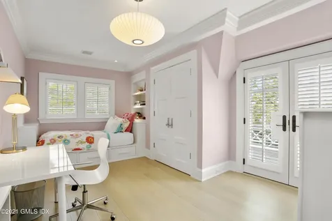 4 Fairgreen Lane Old Greenwich CT 06870