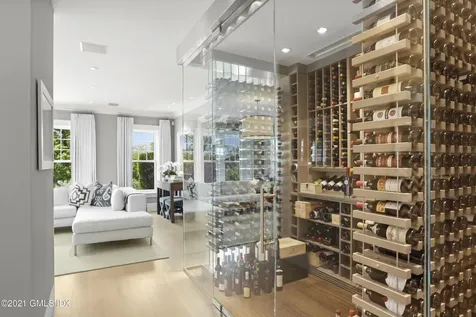 4 Fairgreen Lane Old Greenwich CT 06870
