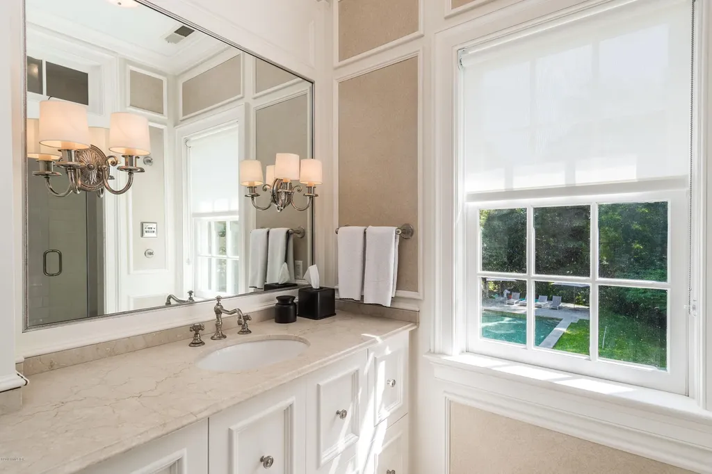 7 Hawkwood Lane Greenwich CT 06830