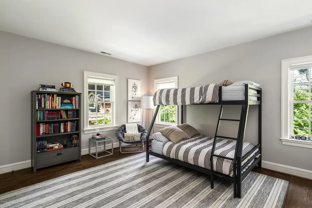 7 Hawkwood Lane Greenwich CT 06830