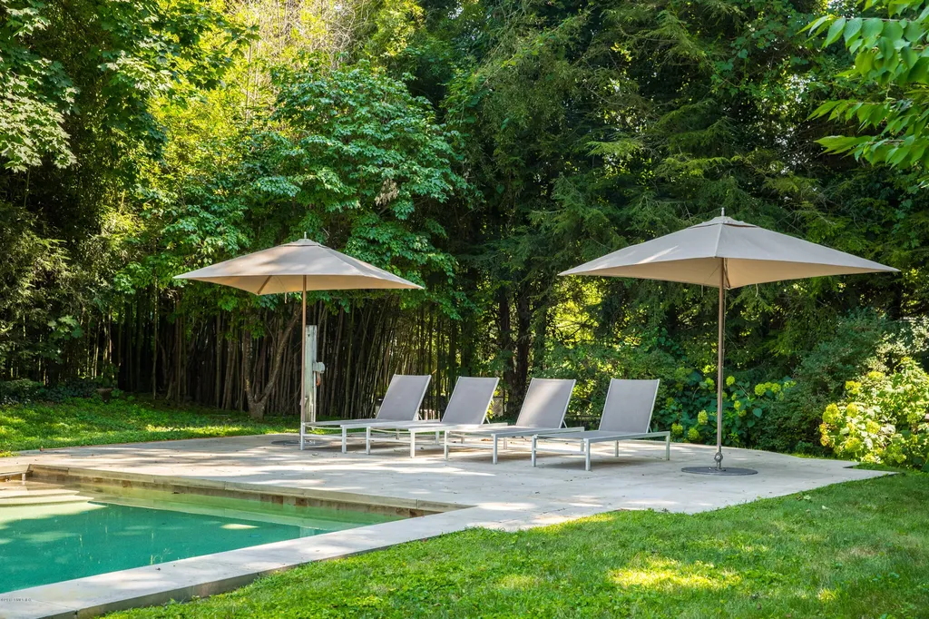 7 Hawkwood Lane Greenwich CT 06830