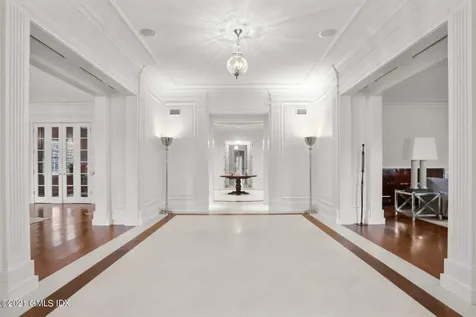 4 Cherry Blossom Lane Greenwich CT 06831