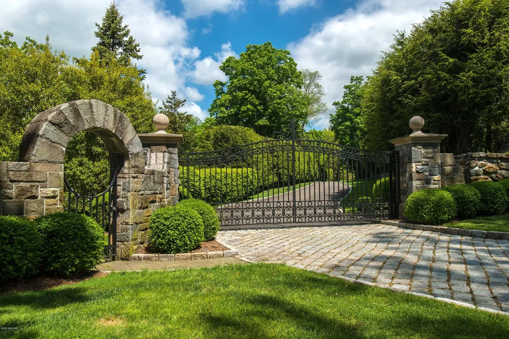 6 Lauder Way Greenwich CT 06830