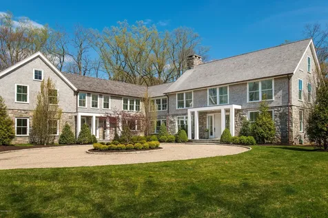 17 Windabout Drive Greenwich CT 06831