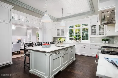 27 Midwood Road Greenwich CT 06830