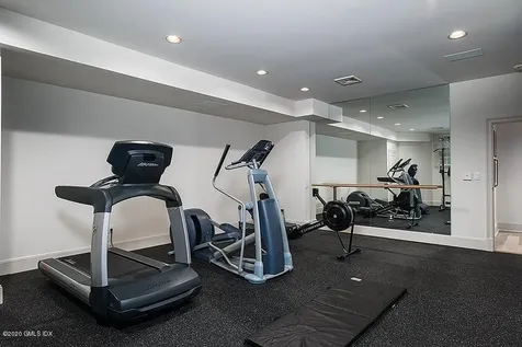 27 Midwood Road Greenwich CT 06830