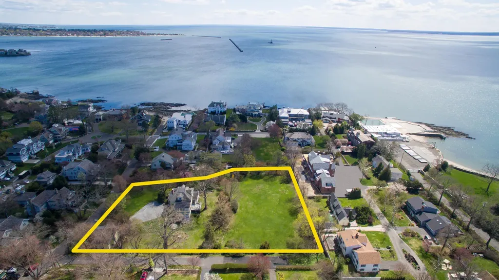 11 Ledge Road And Minerva Place Old Greenwich CT 06870