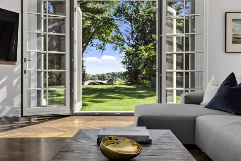 16 Chimney Corner Lane Greenwich CT 06830
