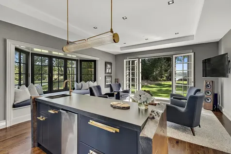 16 Chimney Corner Lane Greenwich CT 06830