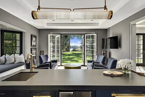 16 Chimney Corner Lane Greenwich CT 06830