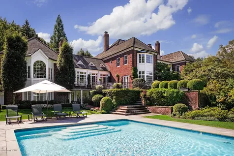 21 Hurlingham Drive Greenwich CT 06831