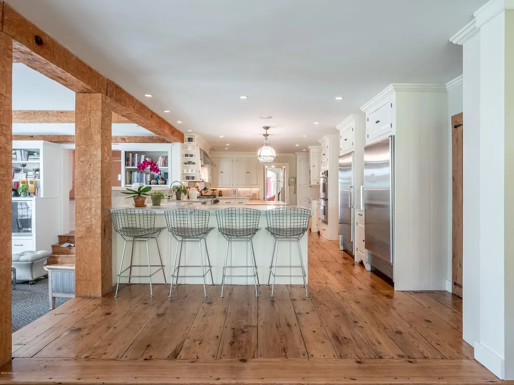 205 Round Hill Road Greenwich CT 06831