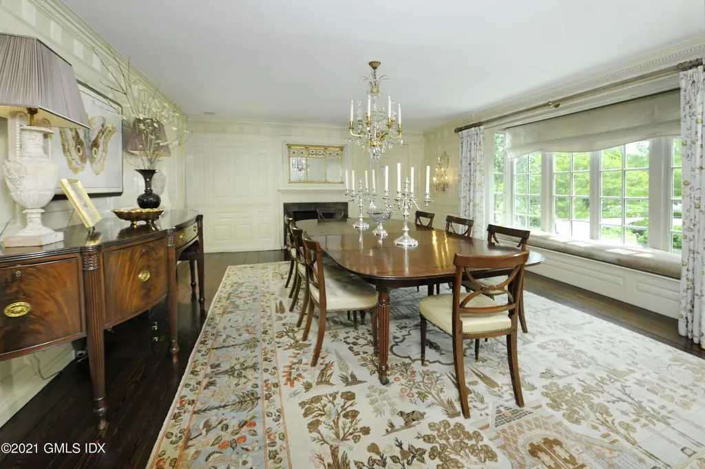 205 Round Hill Road Greenwich CT 06831