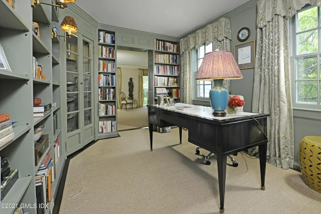 205 Round Hill Road Greenwich CT 06831