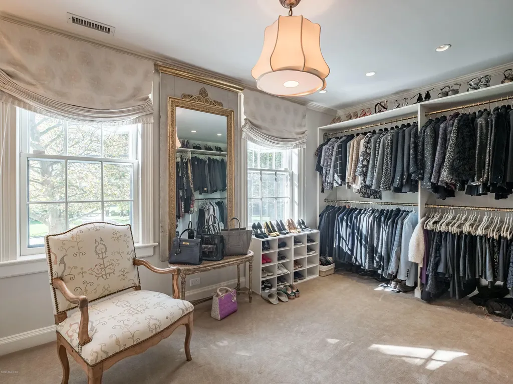 205 Round Hill Road Greenwich CT 06831