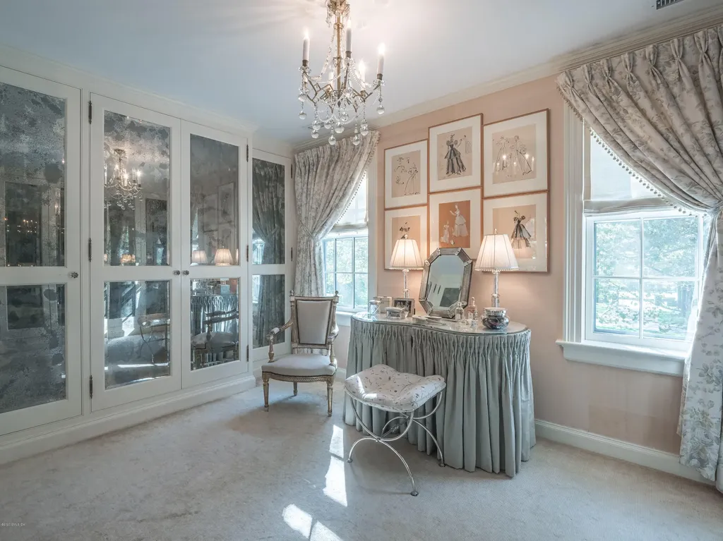 205 Round Hill Road Greenwich CT 06831
