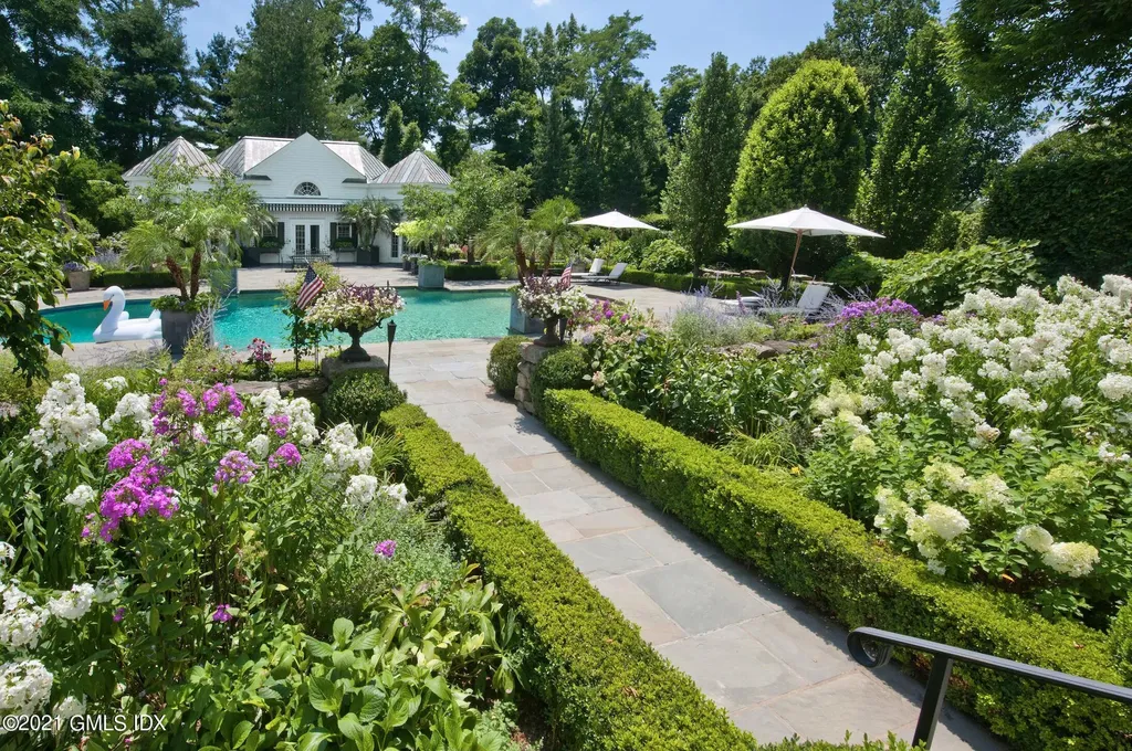 205 Round Hill Road Greenwich CT 06831