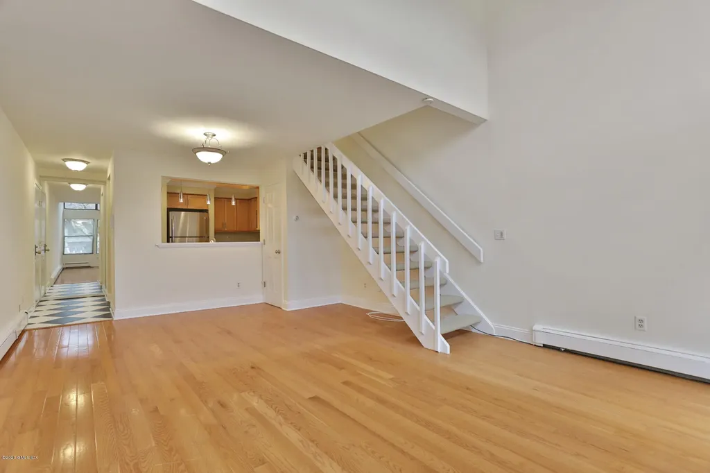 1465 E Putnam Avenue Old Greenwich CT 06870