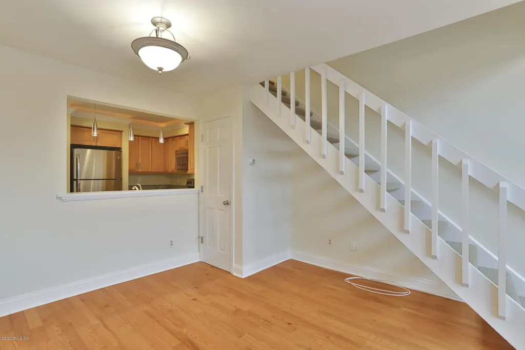 1465 E Putnam Avenue Old Greenwich CT 06870