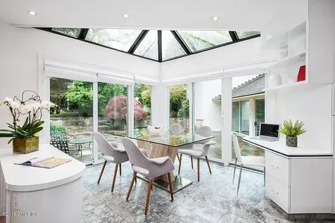 21 Windrose Way Greenwich CT 06830
