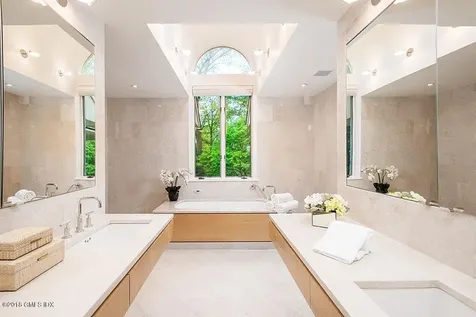21 Windrose Way Greenwich CT 06830