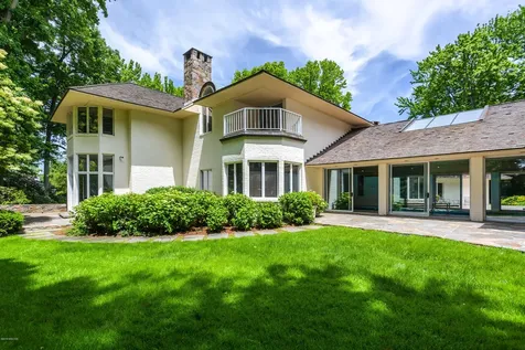 21 Windrose Way Greenwich CT 06830