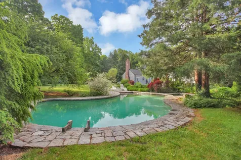 9 Field Point Circle Greenwich CT 06830