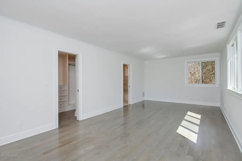 224 W Lyon Farm Drive Greenwich CT 06831