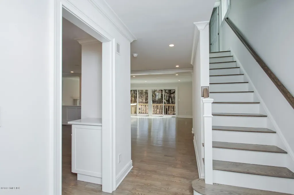 224 W Lyon Farm Drive Greenwich CT 06831