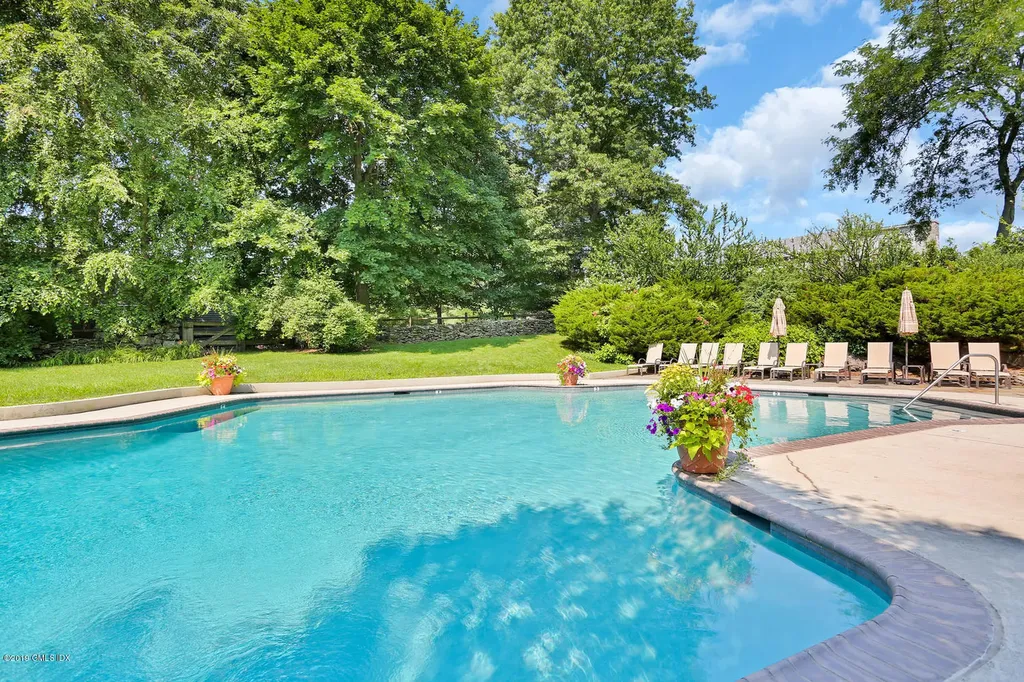 224 W Lyon Farm Drive Greenwich CT 06831