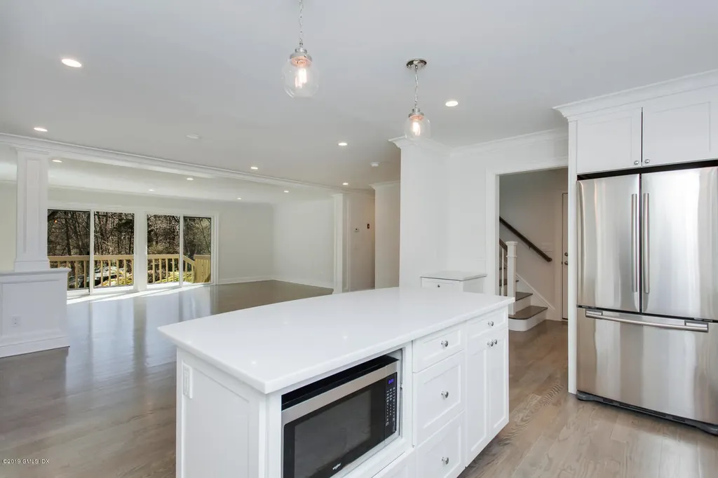 224 W Lyon Farm Drive Greenwich CT 06831